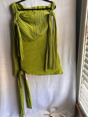 MICAS NWT Pleated Sleeveless Asymmetrical Mini Dress Green Sz M